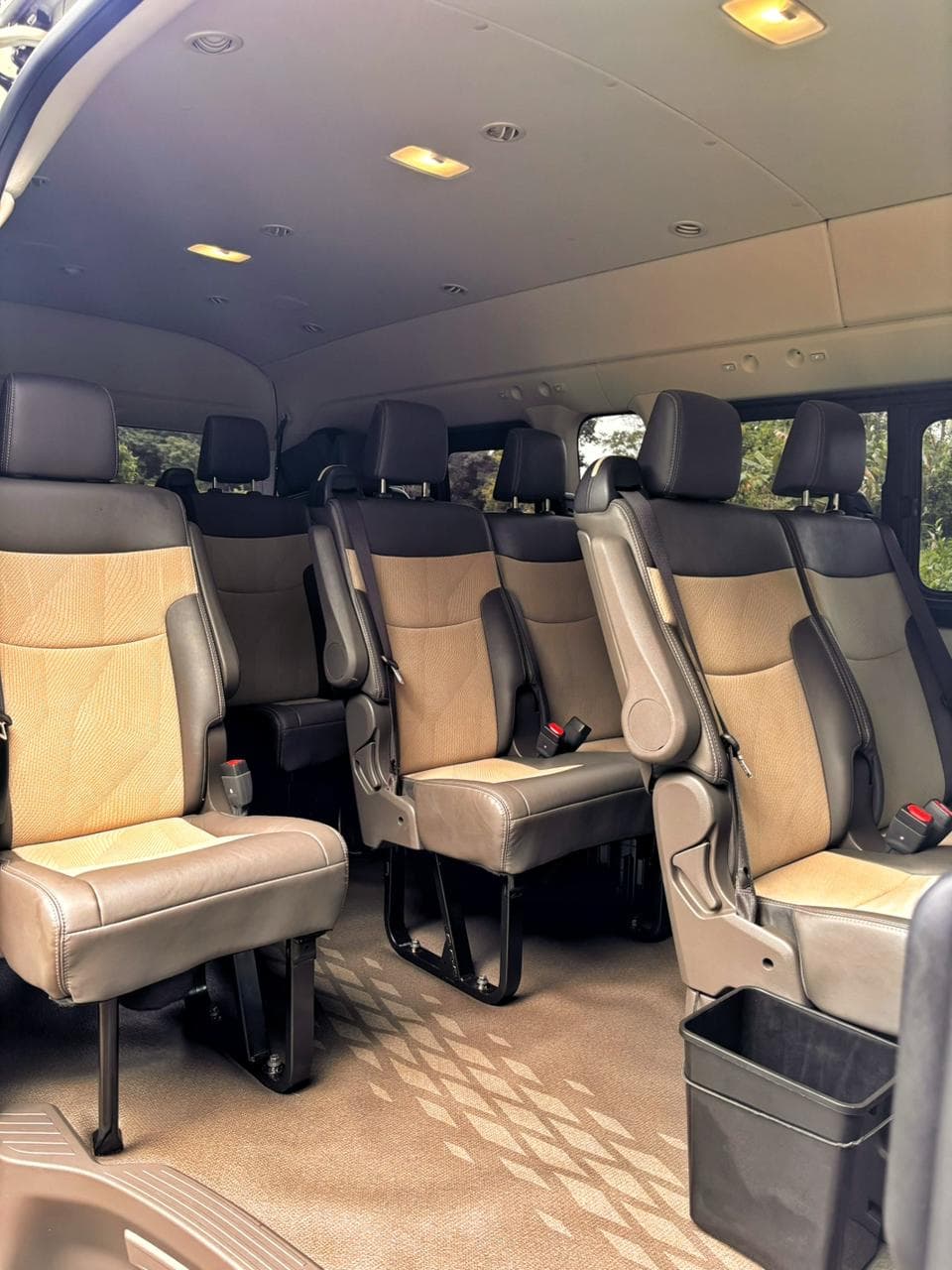 Toyota Hiace Techo Alto 2024